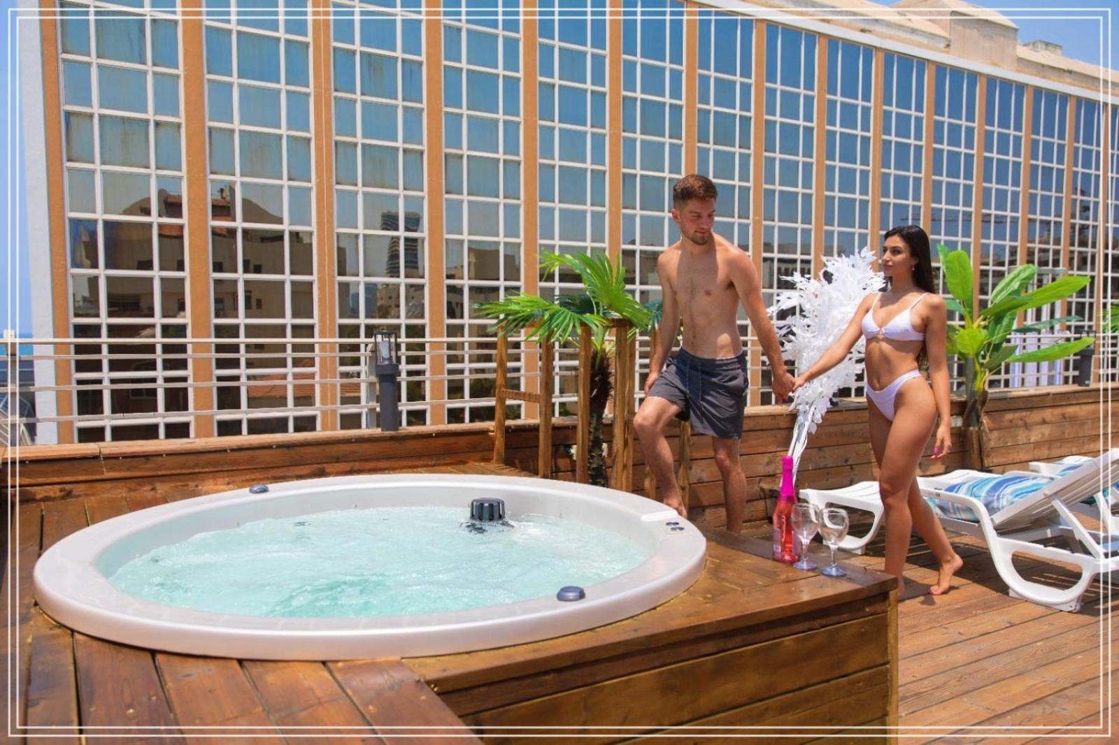 Dream Beach 98 Hotel And Spa Tel Aviv Eksteriør bilde