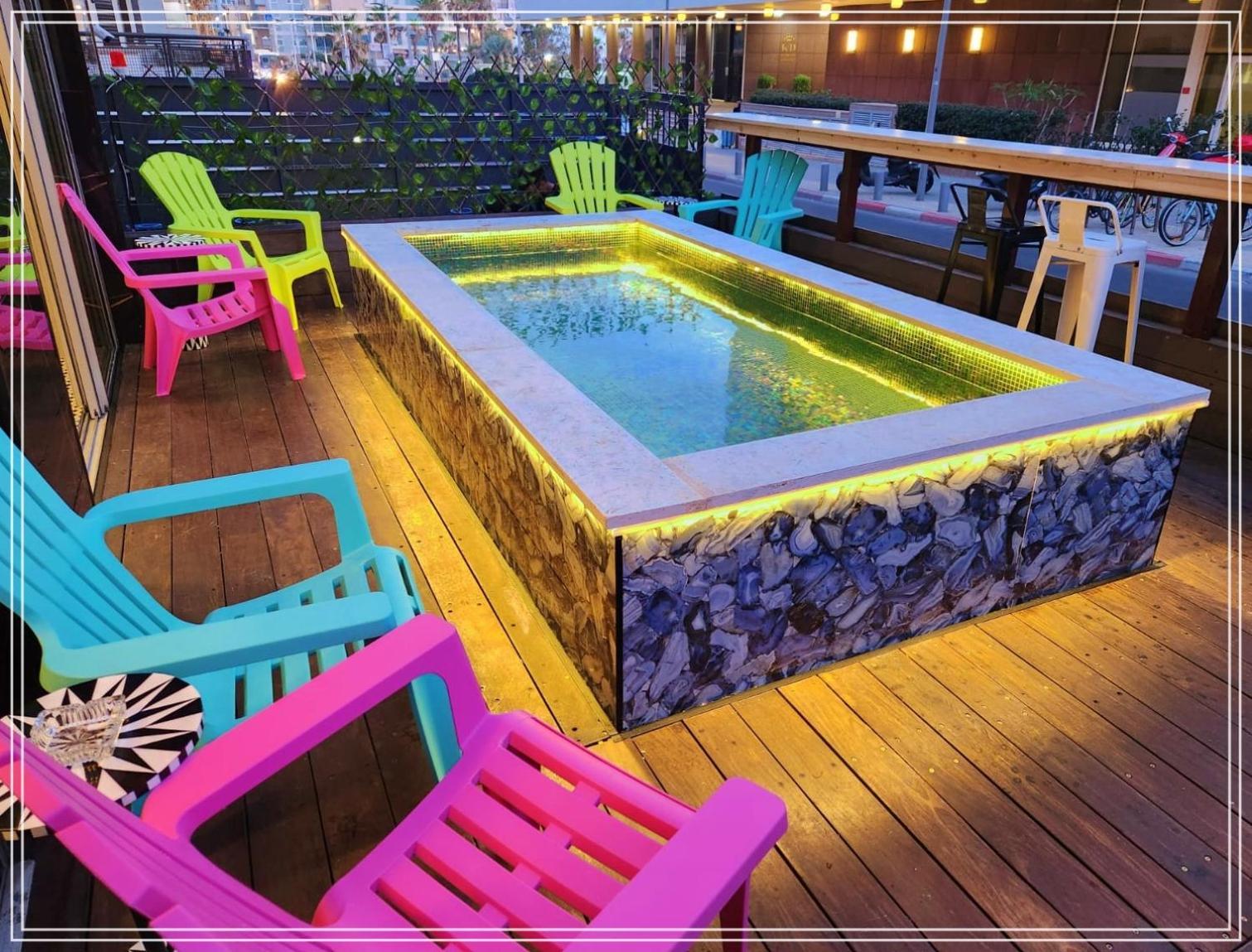 Dream Beach 98 Hotel And Spa Tel Aviv Eksteriør bilde