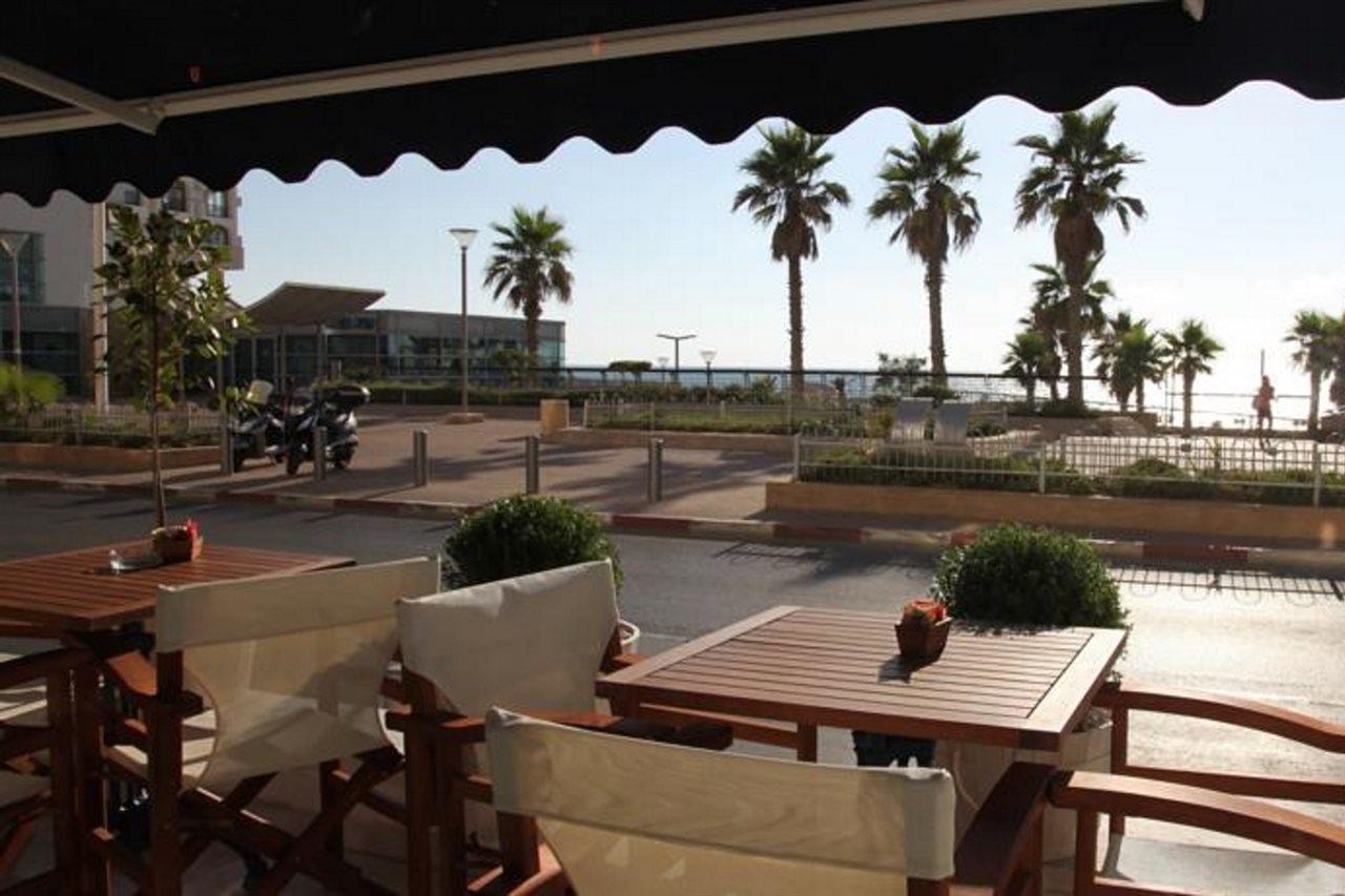 Dream Beach 98 Hotel And Spa Tel Aviv Eksteriør bilde