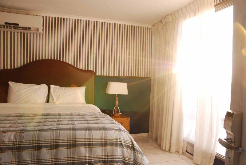 Dream Beach 98 Hotel And Spa Tel Aviv Eksteriør bilde